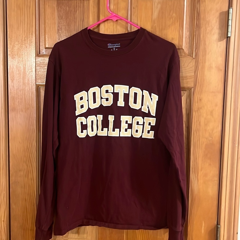 Champion men’s long sleeve Boston College shirt size medium.
